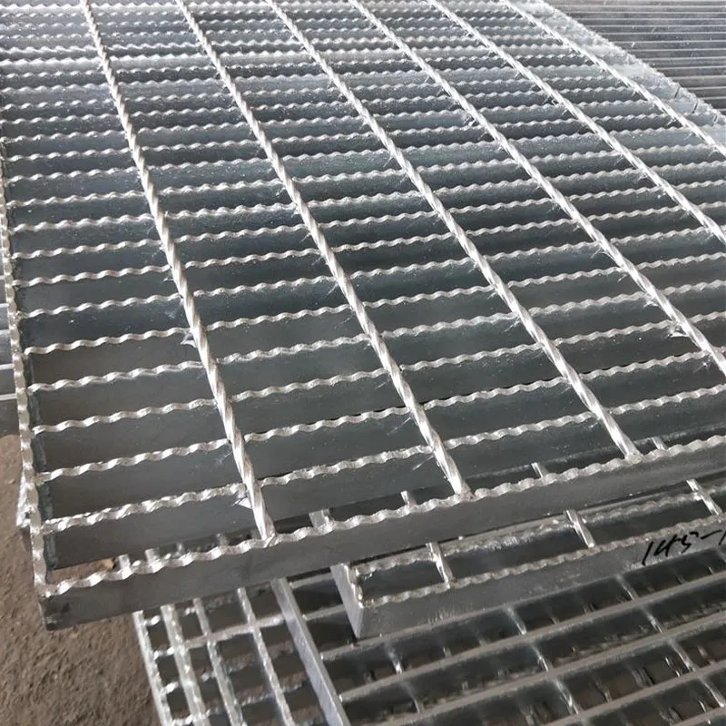 Зубчатая стальная решетка (7)